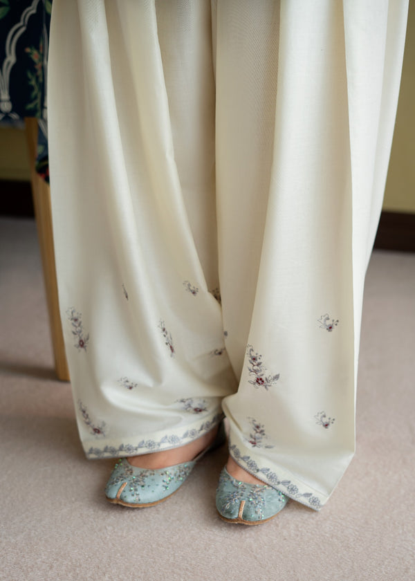 ZARF LADIES STITCHED EMBROIDED 2PC (Short Shirt with Farshi Shalwar)