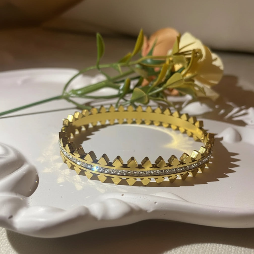 Premium stainless steel elegant handcuff bracelet for women | Muntaha Store