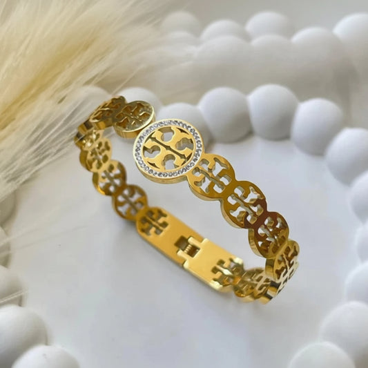 Stainless steel handcuff bracelet for women