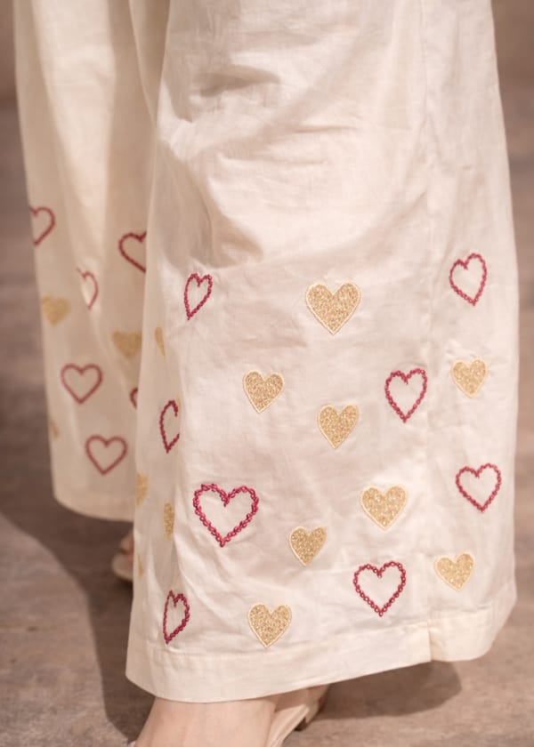 Women’s Lawn 3 Piece Suit | Rose Pink Shirt with Chiffon Dupatta & Ivory Trouser