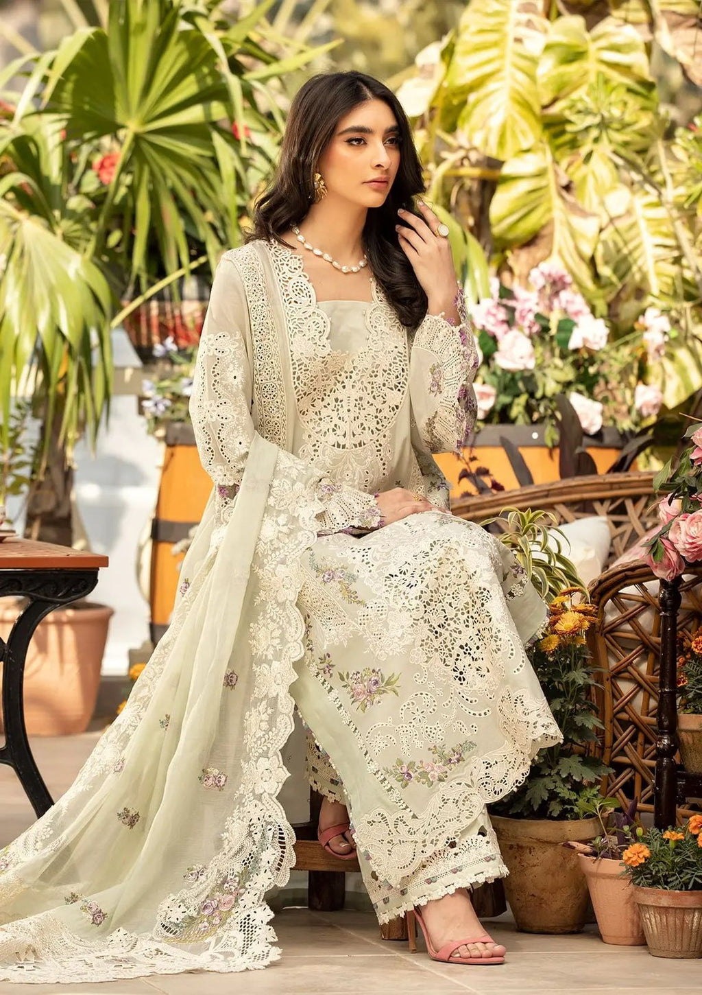 ELAF (Royal) – Luxury Chicken Kari Festive Collection 2026

Most Hyped Article – Available Now