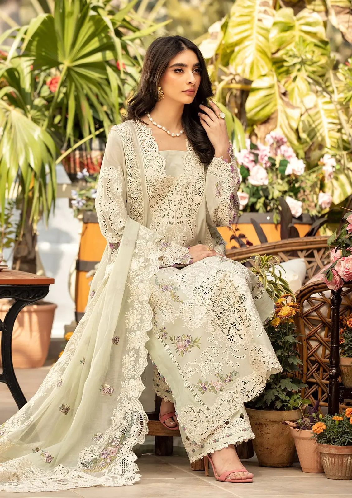 ELAF (Royal) – Luxury Chicken Kari Festive Collection 2026

Most Hyped Article – Available Now